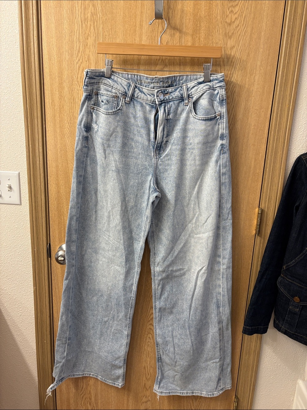 American Eagle Outfitters High Rise Wide Leg Light Wash